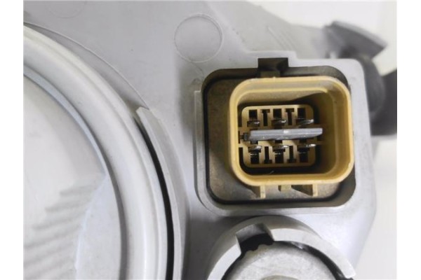 Recambio de faro delantero dcho para daewoo tacuma referencia OEM IAM 301001122  