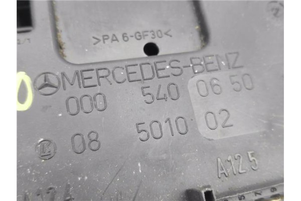 Recambio de caja fusibles/rele para mercedes-benz vito furgón (638) 2.3 110 d  (638.074) referencia OEM IAM 0005400650 8501002 