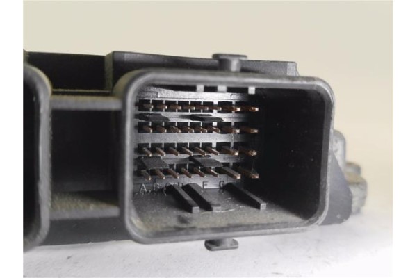 Recambio de centralita para peugeot expert furgón (vf3a_, vf3u_, vf3x_) 1.6 hdi 90 referencia OEM IAM 9664356980 281013869 