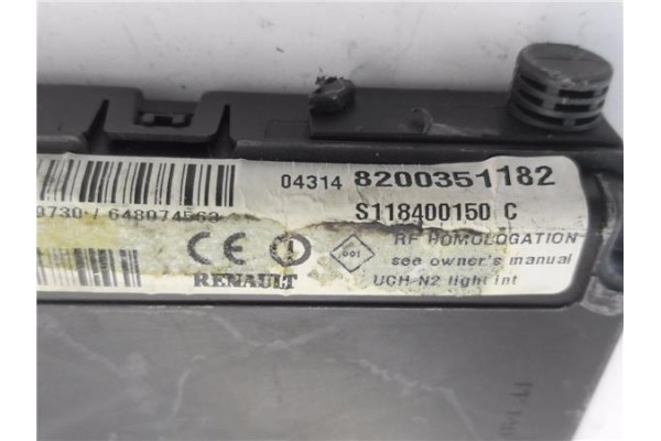Recambio de caja fusibles/rele para renault megane ii coupe/cabrio 1.9 confort dynamique referencia OEM IAM 8200351182 S11840015