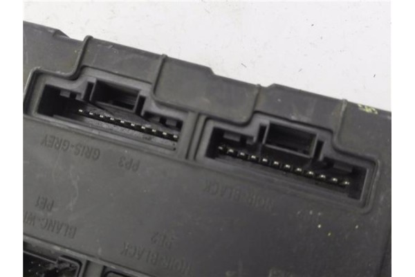 Recambio de caja fusibles/rele para renault megane ii coupe/cabrio 1.9 confort dynamique referencia OEM IAM 8200351182 S11840015