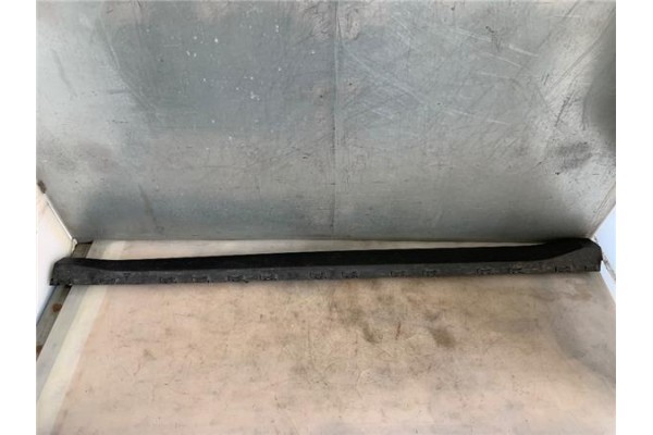 Recambio de spoiler talonera lat. izquierda para ford explorer (ctw) híbrido st-line plug-in-hybrid 4x4 referencia OEM IAM R2KBR