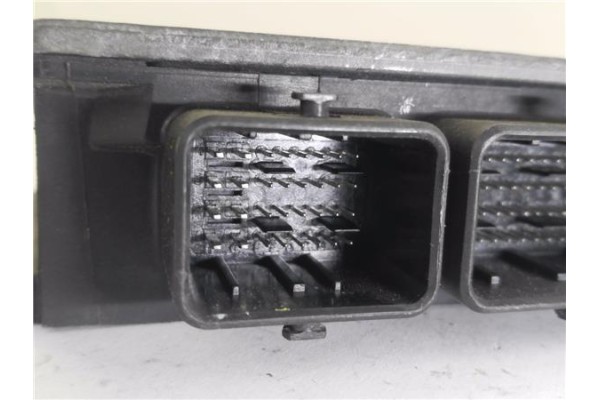 Recambio de centralita para renault scenic ii (jm) 1.5 dci (jm0f) referencia OEM IAM 8200334419 8200374152 