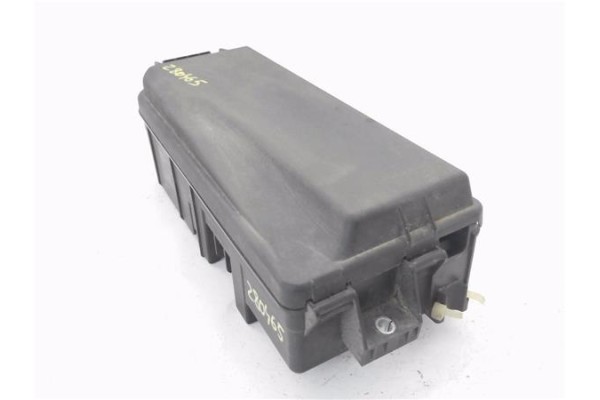 Recambio de caja fusibles/rele para opel vectra c berlina 1.9 cdti referencia OEM IAM 13205802 519181002 
