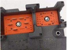 Recambio de caja fusibles/rele para opel vectra c berlina 1.9 cdti referencia OEM IAM 13205802 519181002 