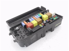Recambio de caja fusibles/rele para opel vectra c berlina 1.9 cdti referencia OEM IAM 13205802 519181002 