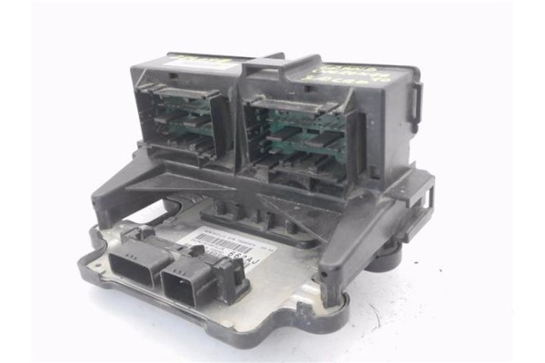 Recambio de centralita cambio automatico para jeep grand cherokee (wh) 3.0 crd overland referencia OEM IAM P560500147AJ 04692073