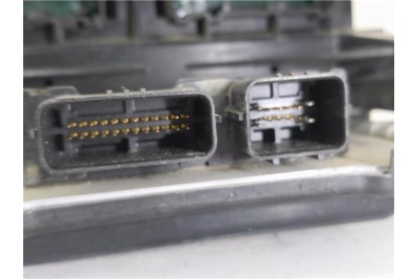 Recambio de centralita cambio automatico para jeep grand cherokee (wh) 3.0 crd overland referencia OEM IAM P560500147AJ 04692073