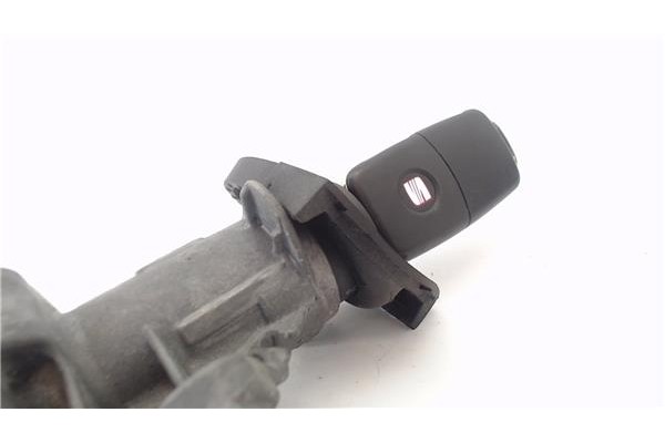 Recambio de clausor para seat ibiza berlina (6j5) 1.6 tdi referencia OEM IAM 6R0905865  