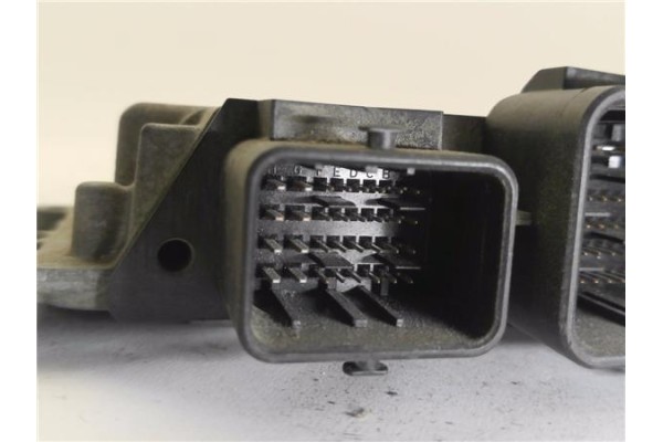 Recambio de centralita para peugeot 207 1.4 confort referencia OEM IAM 9664738680 261201505 