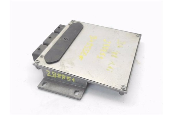 Recambio de centralita para peugeot 206 1.1 i referencia OEM IAM 9645989480 IAW48P276 