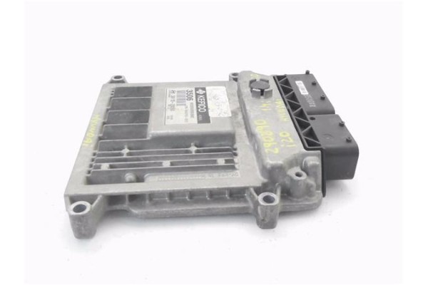 Recambio de centralita para hyundai i20 (pb) 1.4 referencia OEM IAM 391152B060 9030933506KE 