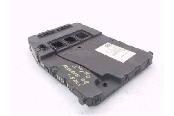 Recambio de caja fusibles/rele para renault megane ii (bm0/1_, cm0/1_) 1.5 dci referencia OEM IAM 8200780007 8200837591 