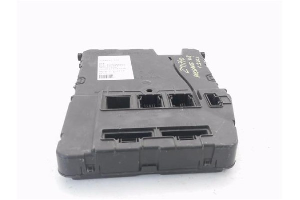 Recambio de caja fusibles/rele para renault megane ii (bm0/1_, cm0/1_) 1.5 dci referencia OEM IAM 8200780007 8200837591 