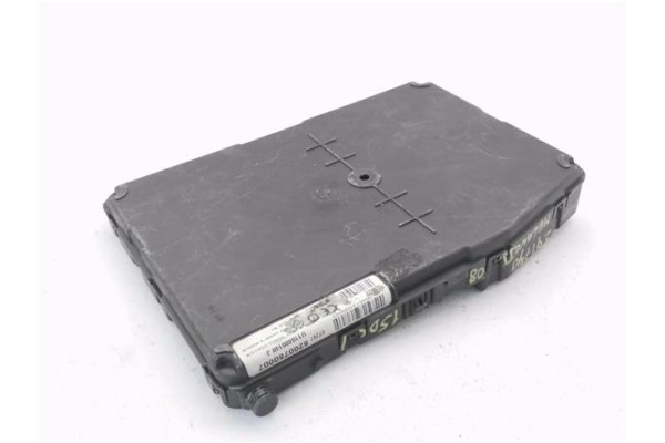 Recambio de caja fusibles/rele para renault megane ii (bm0/1_, cm0/1_) 1.5 dci referencia OEM IAM 8200780007 8200837591 