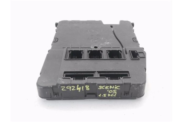 Recambio de caja fusibles/rele para renault scenic ii (jm) 1.5 dci (jm02, jm13) referencia OEM IAM 8200525384 S118400150D 