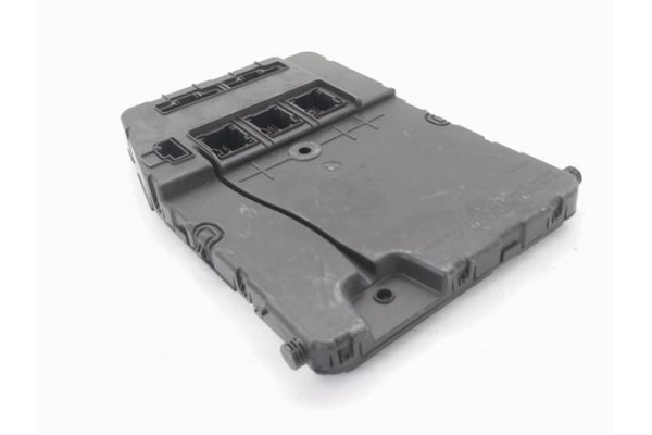 Recambio de caja fusibles/rele para renault scenic ii (jm) 1.5 dci (jm1e) referencia OEM IAM 8200433198 S118400260E 