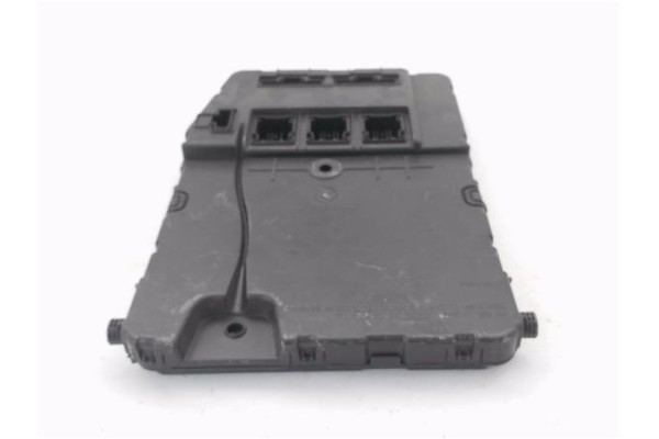Recambio de caja fusibles/rele para renault scenic ii (jm) 1.5 dci (jm1e) referencia OEM IAM 8200433198 S118400260E 