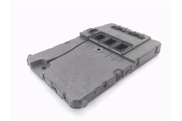 Recambio de caja fusibles/rele para renault scenic ii (jm) 1.5 dci (jm1e) referencia OEM IAM 8200433198 S118400260E 