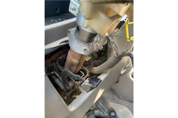 Recambio de columna direccion para nissan terrano ii (r20) 2.7 td 4wd referencia OEM IAM 488100F000  