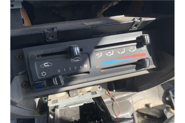 Recambio de mandos calefaccion / a.a. para nissan terrano ii (r20) 2.7 td 4wd referencia OEM IAM 275100F000 275150F000 