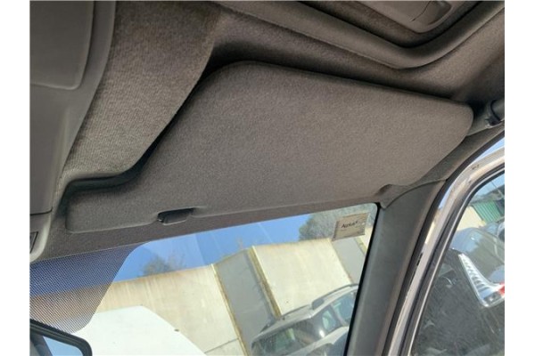 Recambio de parasol derecho para nissan terrano ii (r20) 2.7 td 4wd referencia OEM IAM 964000F100 964000F160 