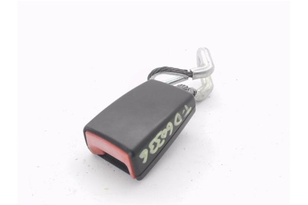 Recambio de anclaje cinturon trasero derecho para seat leon (1p1) 1.6 tdi referencia OEM IAM 1K0857740M  