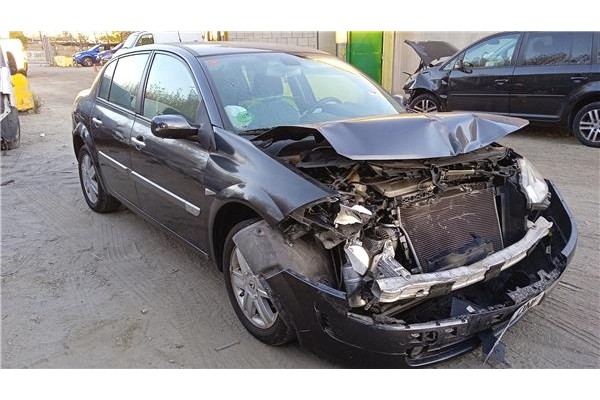 renault megane ii classic berlina del año 2005