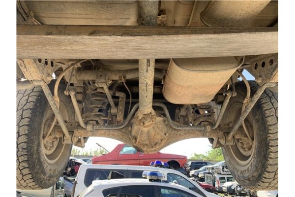 Recambio de cardan trasero para nissan terrano ii (r20) 2.7 td 4wd referencia OEM IAM 373002X960 373000F000 