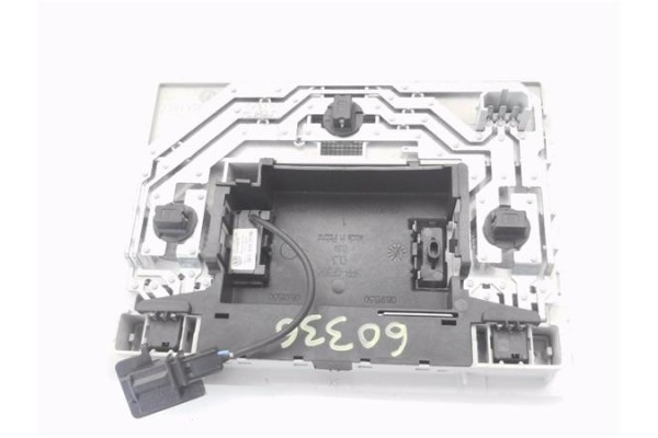 Recambio de luz delantero central techo para seat leon (1p1) 1.6 tdi referencia OEM IAM 5P0947105E  