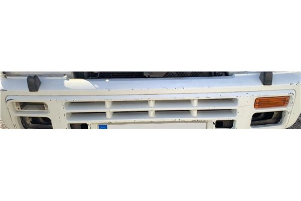 Recambio de refuerzo paragolpes para nissan terrano ii (r20) 2.7 td 4wd referencia OEM IAM 620301F930  
