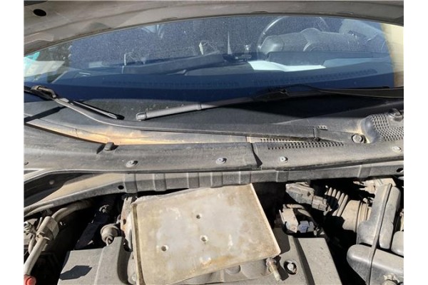 Recambio de brazo limpiaparabrisas delantero derecho para nissan murano (z50) 3.5 referencia OEM IAM 28881CA000  