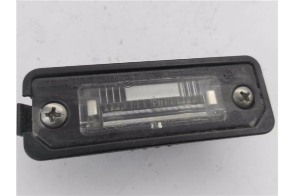 Recambio de piloto matricula para volkswagen golf v (1k1) 1.9 tdi referencia OEM IAM 3D0943021A  