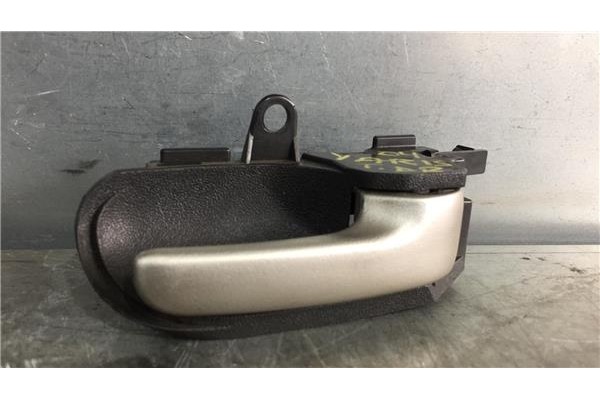 Recambio de manilla int. puerta trasero derecha para toyota yaris (ncp1/nlp1/scp1)(1999) 1.3 referencia OEM IAM   