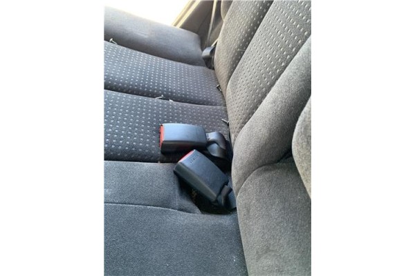 Recambio de anclaje cinturon trasero derecho para nissan murano (z50) 3.5 referencia OEM IAM 88842CA002  