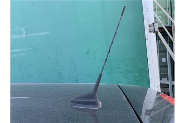 Recambio de antena electrica para renault grand scénic iii (jz0/1_) 1.5 dci referencia OEM IAM 8200500322 282160003R 