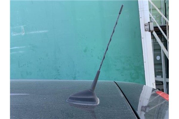 Recambio de antena electrica para renault grand scénic iii (jz0/1_) 1.5 dci referencia OEM IAM 8200500322 282160003R 