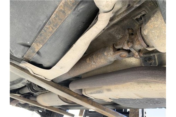 Recambio de cardan trasero para nissan murano (z50) 3.5 referencia OEM IAM 37000CA000  