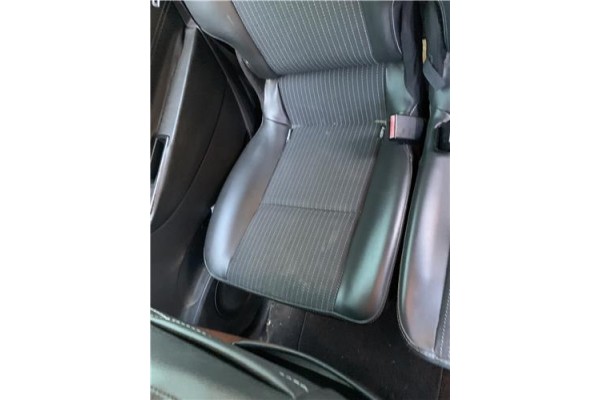 Recambio de asientos trasero derecho para renault grand scénic iii (jz0/1_) 1.5 dci referencia OEM IAM 896579707R  