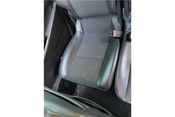 Recambio de asientos trasero derecho para renault grand scénic iii (jz0/1_) 1.5 dci referencia OEM IAM 896579707R  