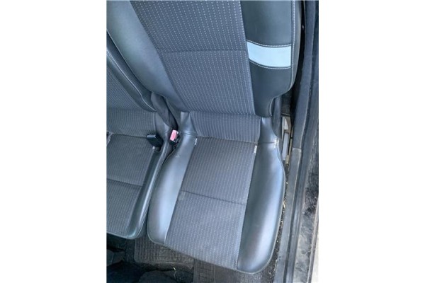 Recambio de asientos trasero izquierdo para renault grand scénic iii (jz0/1_) 1.5 dci referencia OEM IAM 896075423R  