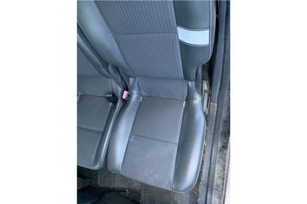 Recambio de asientos trasero izquierdo para renault grand scénic iii (jz0/1_) 1.5 dci referencia OEM IAM 896075423R  