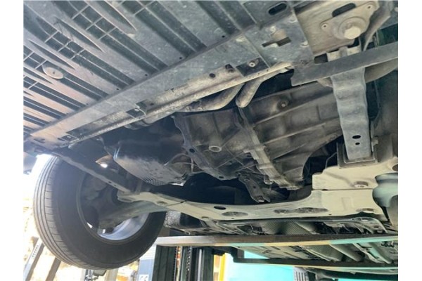 Recambio de barra estabilizadora delantero para renault grand scénic iii (jz0/1_) 1.5 dci referencia OEM IAM 546110003R  