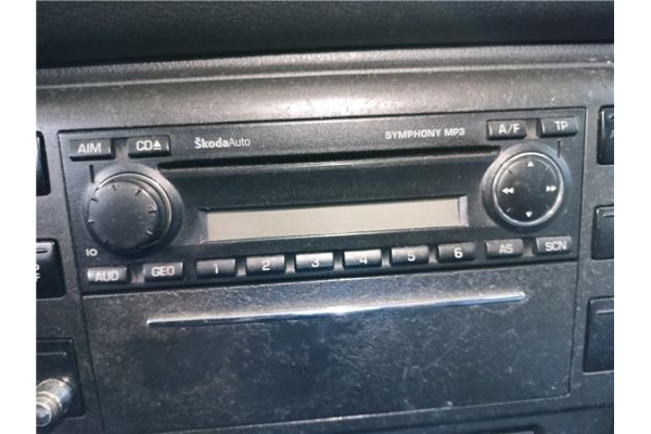 Recambio de radio / cd para skoda superb (3u4) 1.9 tdi referencia OEM IAM   