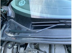 Recambio de brazo limpiaparabrisas delantero derecho para renault grand scénic iii (jz0/1_) 1.5 dci referencia OEM IAM 288812827