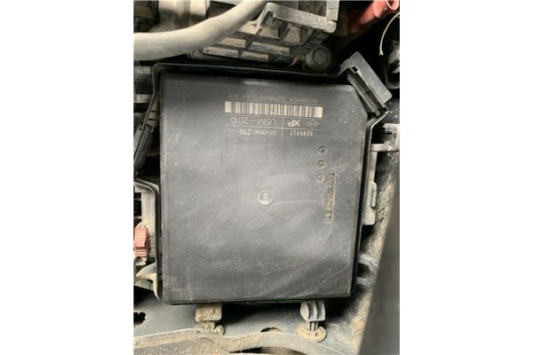 Recambio de caja fusibles/rele para renault grand scénic iii (jz0/1_) 1.5 dci referencia OEM IAM 284B69027R USM2010 