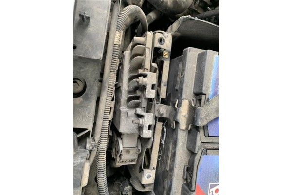 Recambio de centralita para renault grand scénic iii (jz0/1_) 1.5 dci referencia OEM IAM 237102426R 237101908R 