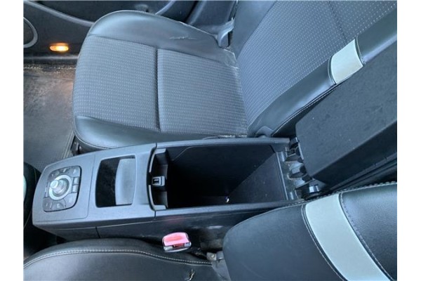 Recambio de consola para renault grand scénic iii (jz0/1_) 1.5 dci referencia OEM IAM 969100026R  