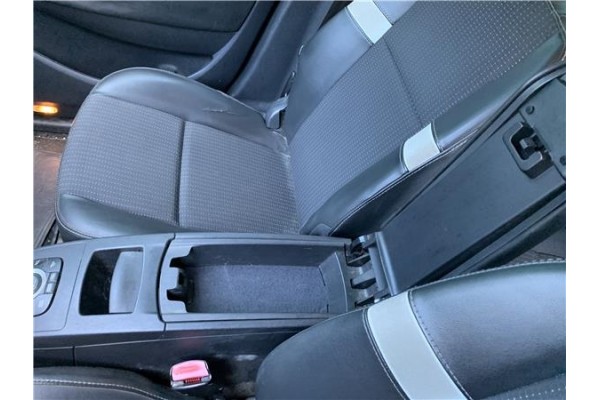 Recambio de consola para renault grand scénic iii (jz0/1_) 1.5 dci referencia OEM IAM 969100026R  