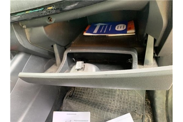 Recambio de guantera salpicadero para renault grand scénic iii (jz0/1_) 1.5 dci referencia OEM IAM 681080013R 682525548R 